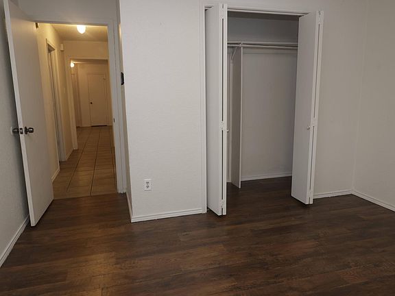5th image of 4505 Bowline Ct