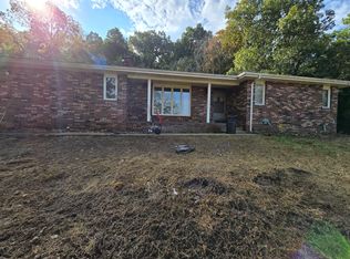 2526 Bear Creek Rd, Walnut Shade, MO 65771