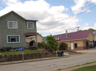 311 Green St APT B, California, PA 15419