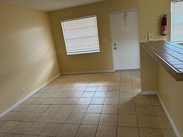 Living room. Entrance.