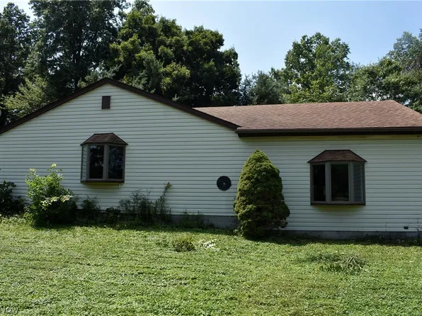 11674 Green Beaver Rd, Canfield, OH 44406
