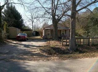 1901 Driskell Dr, Gainesville, GA 30504