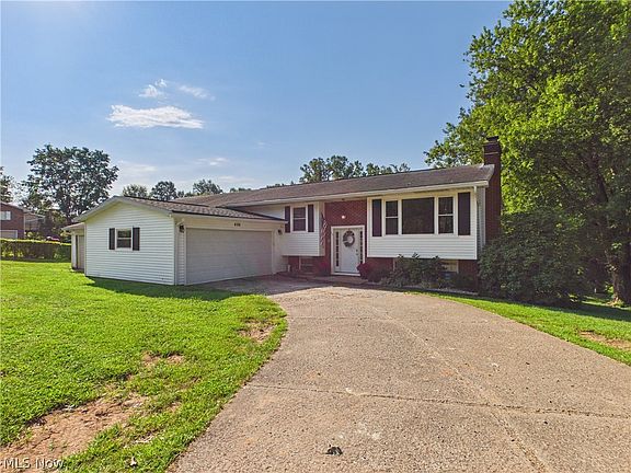 2nd image of 626 Valley Mills Rd