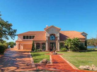 10942 Lakefront Dr, College Station, TX 77845
