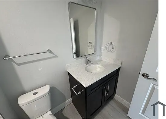 6934 Dickinson Dr #6934 — Photo 9
