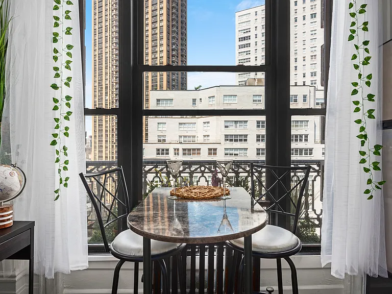 140 W 69th St #122A — Photo 8