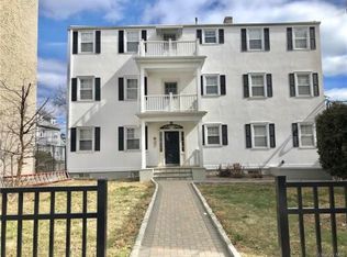 25 Purdy St APT 1C, Harrison, NY 10528