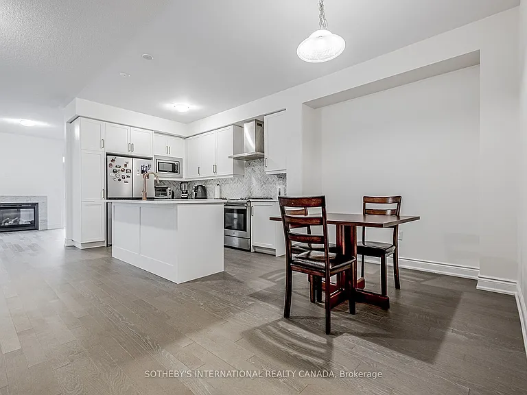36 Quinton Rdg #UPPER — Photo 5