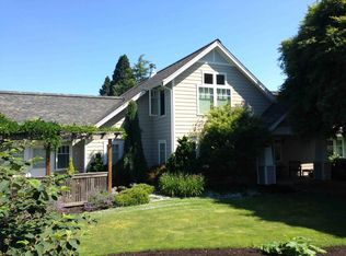 8004 Ridge Dr NE, Seattle, WA 98115