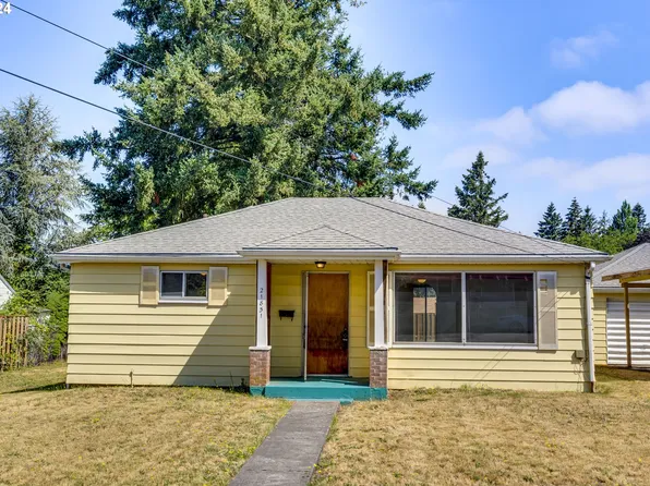 21851 SE Oak St, Gresham, OR 97030