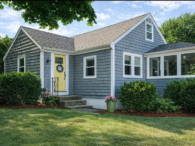 16 Cricket Ln — Photo 1