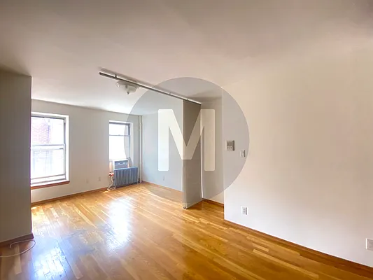 Rented by Meza Realty Inc | media 5