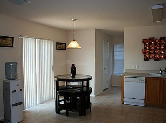 5th image of 1620 Forest Oaks Way