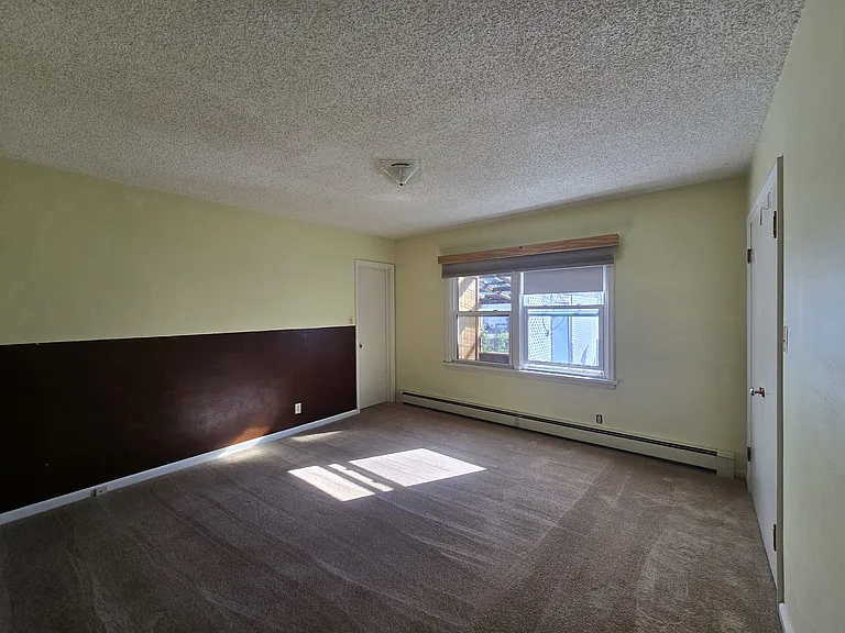 208 2nd Ave NW — Photo 7