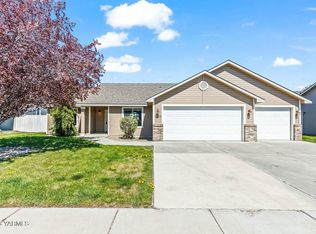 5905 W Whatcom Ave, Yakima, WA 98903