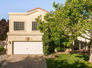 6809 Medinah Ln NE, Albuquerque, NM 87111