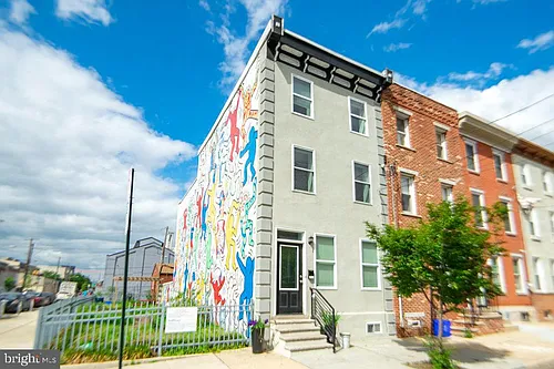 2147 Ellsworth St Photo 1