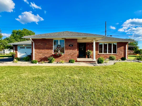 241 W Freeman Ave, Seymour, IN 47274