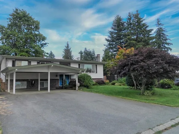 2124 Topaz St, Abbotsford, BC V2T 3W6