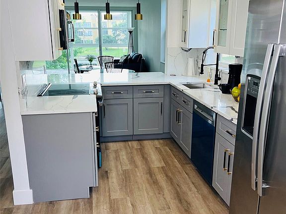 4th image of 6090 NW 64th Avenue #212