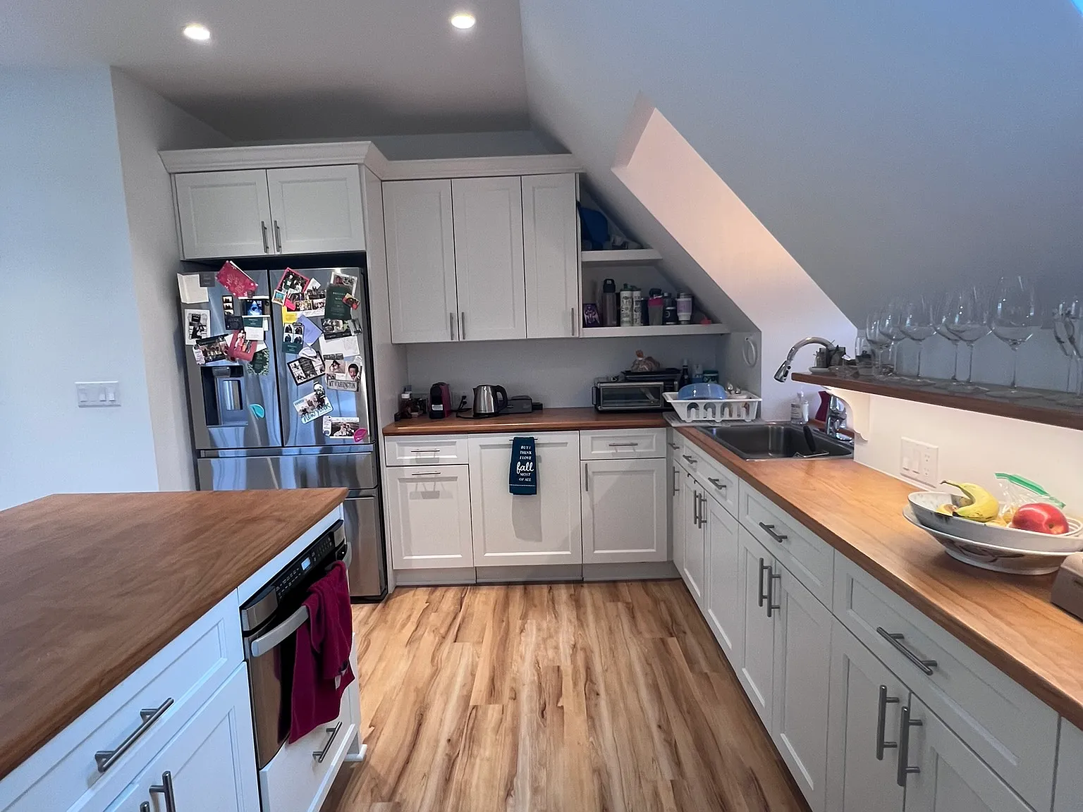 2 bed, 1400 sqft, $3,200 — Photo 3