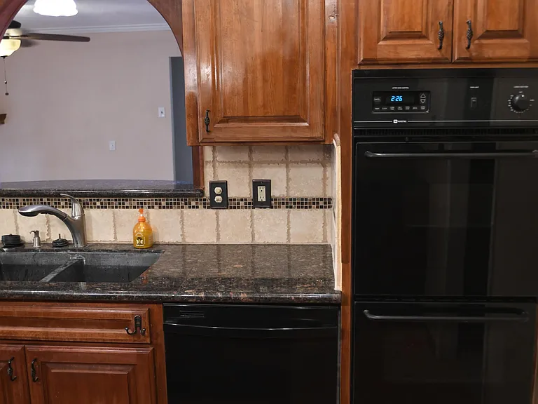 6207 Shady Brk — Photo 3