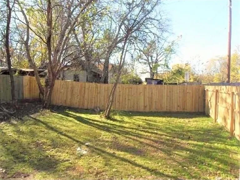 802 Cross Timber St — Photo 13