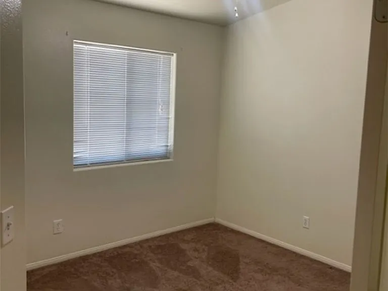 6627 Smoketree Ave — Photo 53