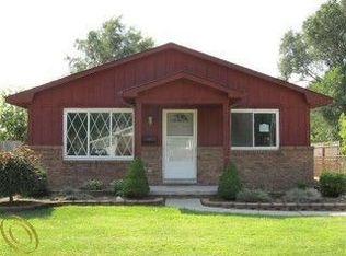 14752 Agnes St, Southgate, MI 48195