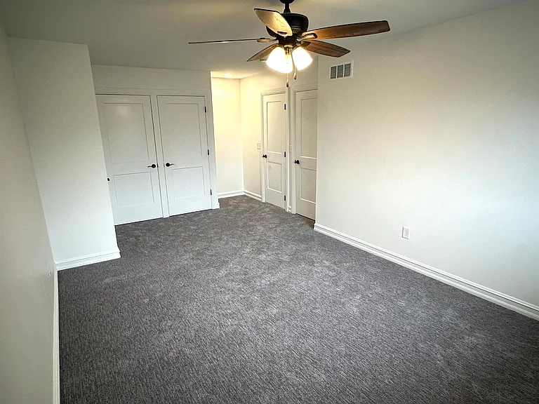 8565 Hampshire Dr — Photo 18