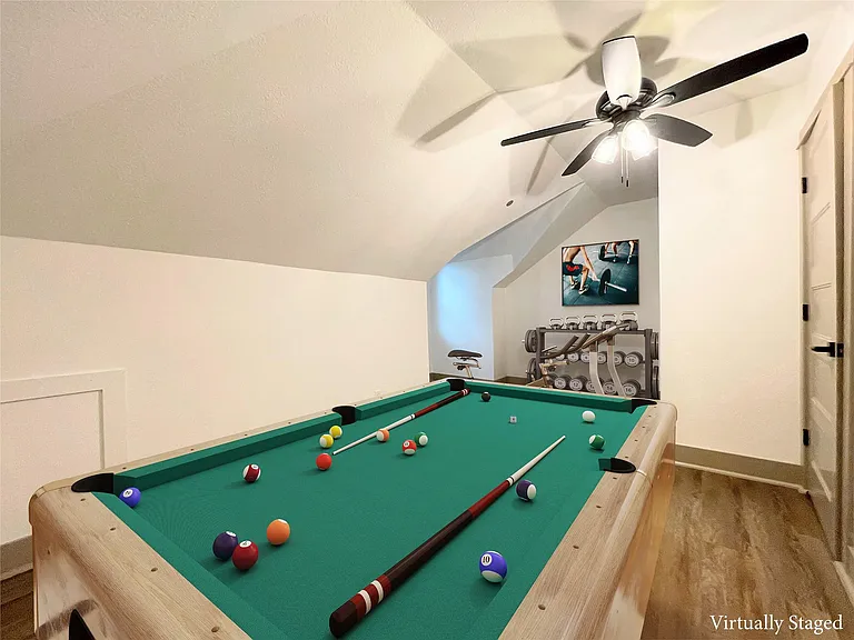210 W Crescent Dr — Photo 27