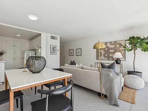 4th image of 952 Lea Drive