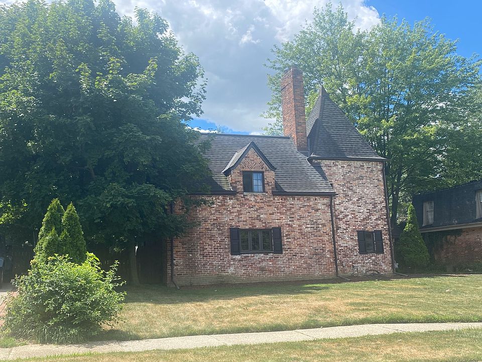 271 Hillcrest Ave, Grosse Pointe Farms, MI 48236 Zillow