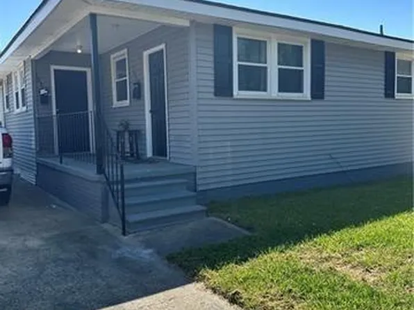 10526 Alan St, River Ridge, LA 70123