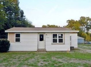 14 N Maple Island Rd, Muskegon, MI 49442