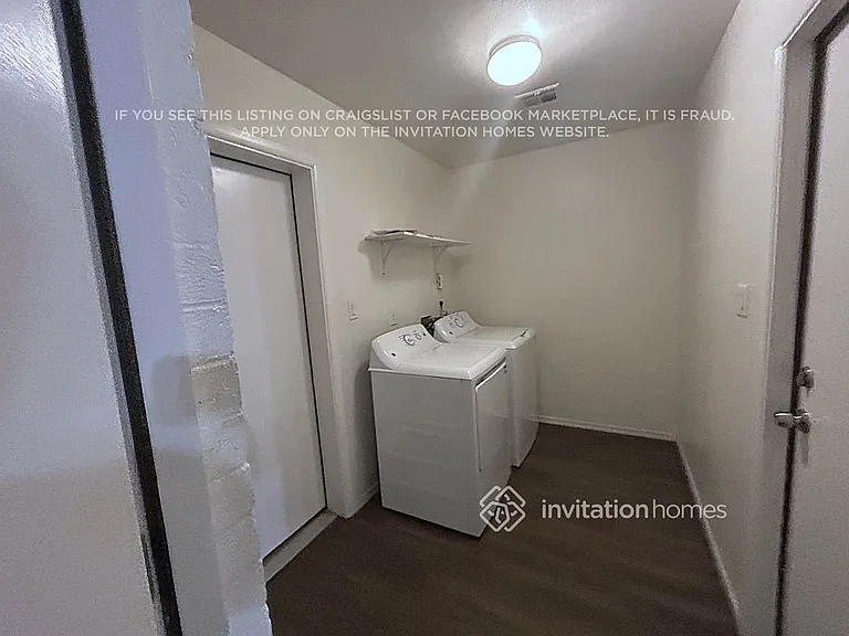 4408 N 90th Dr — Photo 16