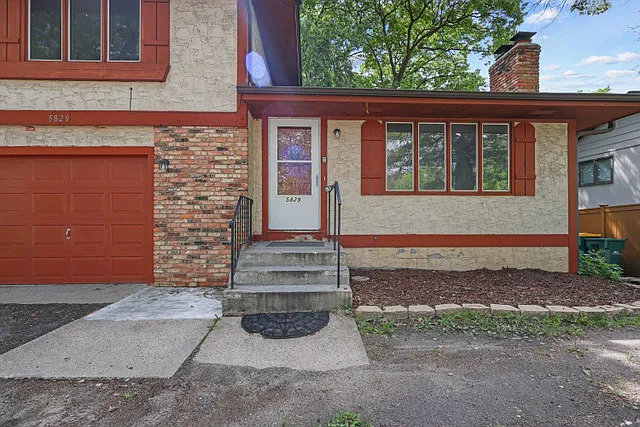 5827 Winnetka Ave N #1 — Photo 2