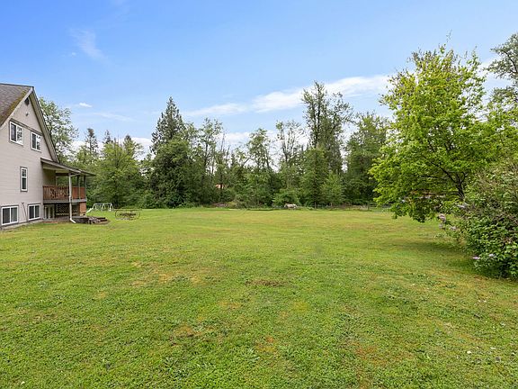 5th image of 9955 Odell St