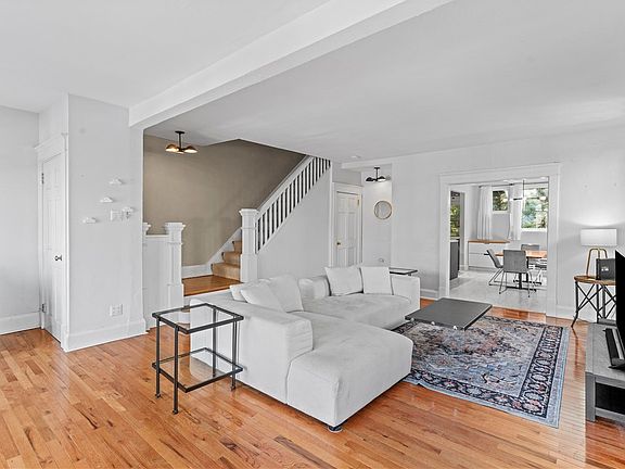 5th image of 6 Ellsworth Ter