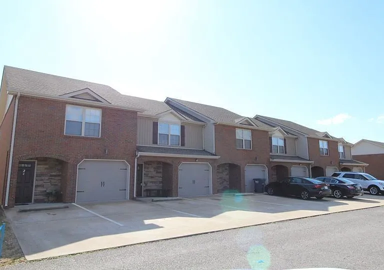 Needmore Rd — Photo 1