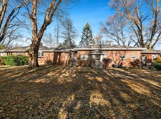 32857 N Alleghany Rd, Grayslake, IL 60030