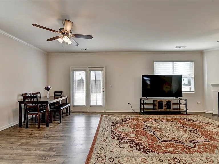 31 Valleywood Ct — Photo 13