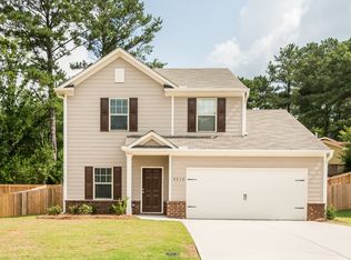 7423 St David St, Fairburn, GA 30213