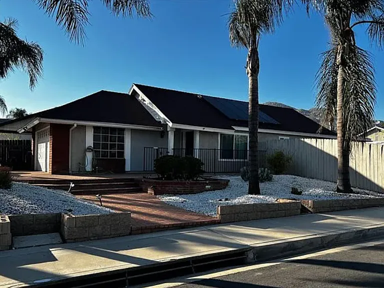 22950 Chambray Dr — Photo 1