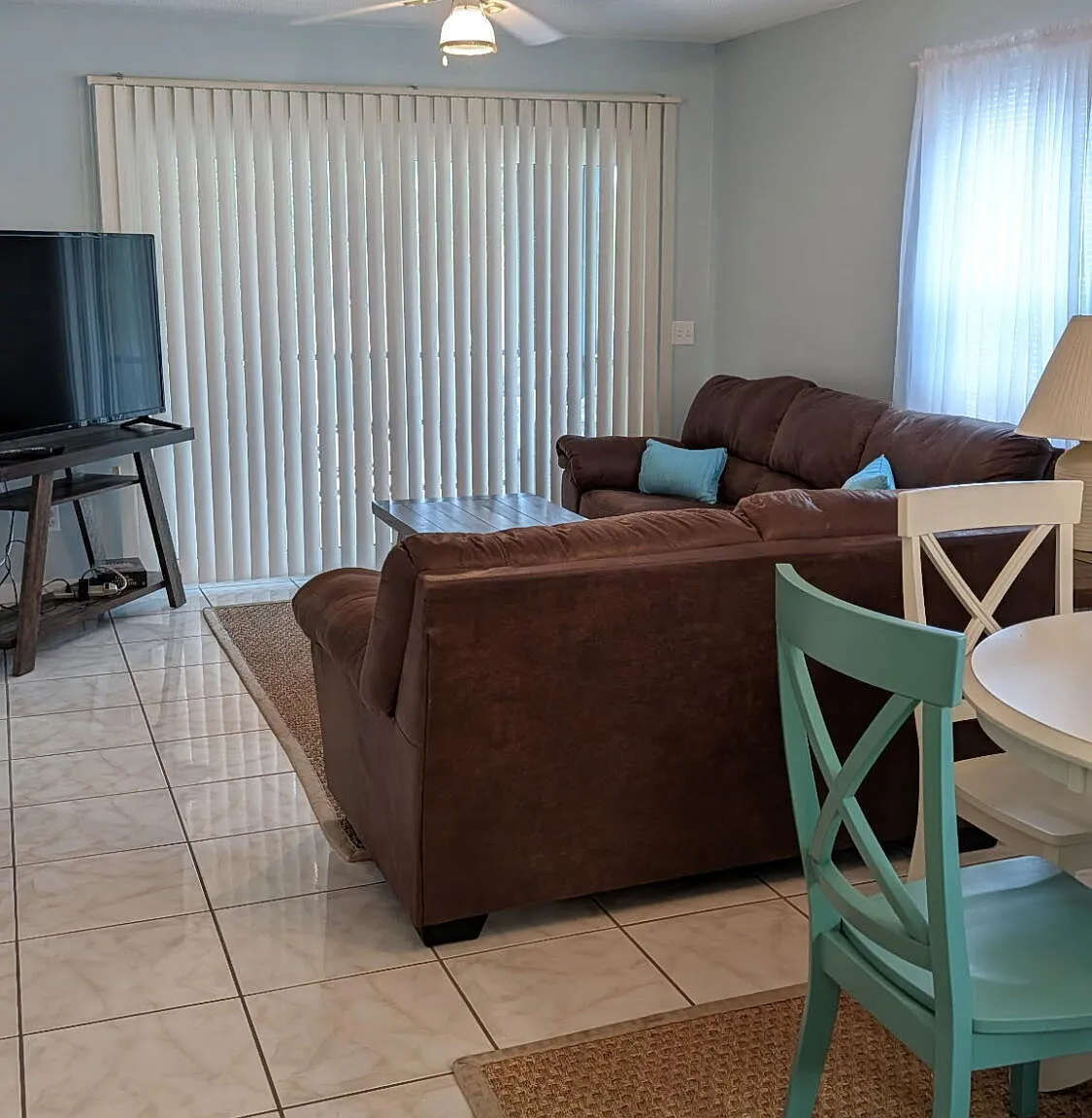 2 bed, 1060 sqft, $1,850 — Photo 3