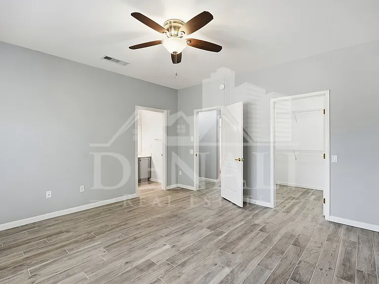 16536 W Rock Springs Ln — Photo 14
