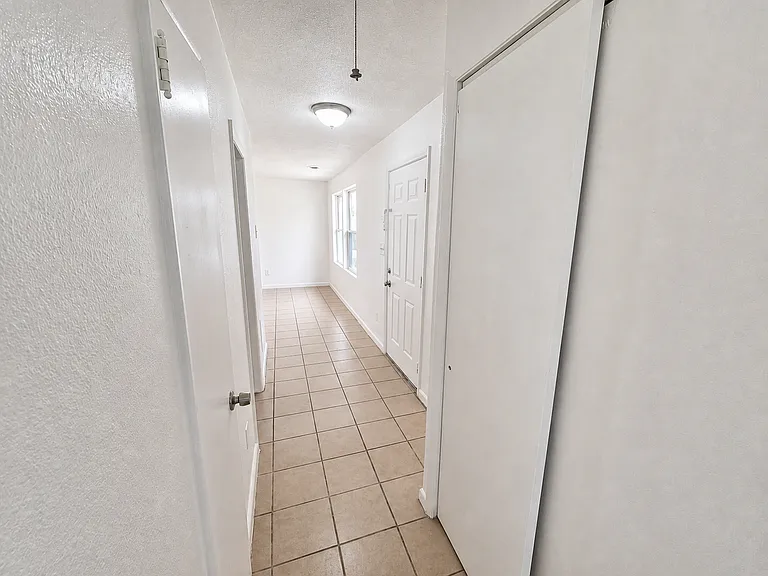 106 Louise Rd — Photo 11