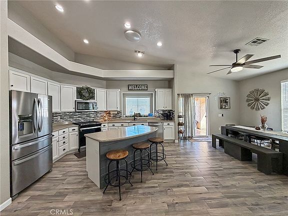 3rd image of 1511 Mesquite Rd