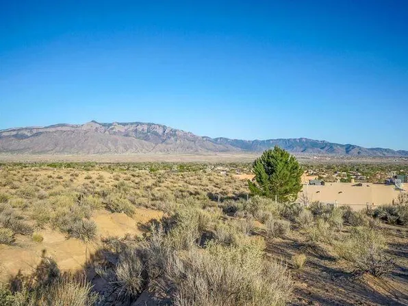 189 Tierra Encantada, Corrales, NM 87048