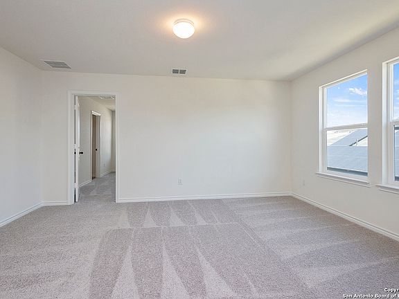3rd image of 8513 BAREFOOT LN